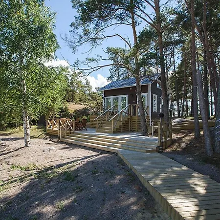 Hepokari Island